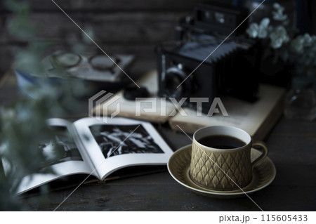 珈琲とカメラと洋書 115605433