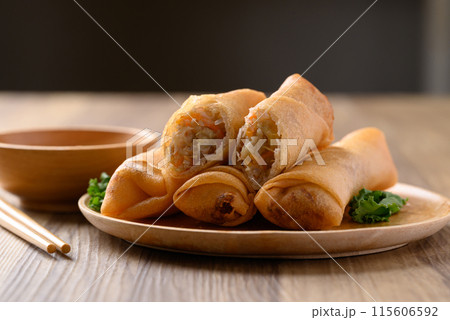 Asian deep fried spring roll filling with cabbage, carrot and glass noodles 115606592