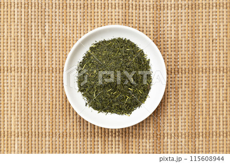 緑茶の葉 緑茶の葉 115608944