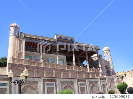 Facade of Hazrat Hizr Mosque (Hazrati Xizr Mosque) Samarkand, Uzbekistan 115609081