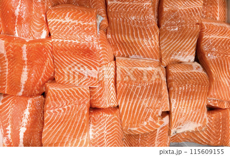 Top view of salmon fillet display for selling in wet market Top view of salmon fillet display for selling in wet market 115609155