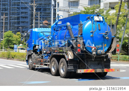 バキュームカー(汚泥吸引車) イメージ バキュームカー(汚泥吸引車) イメージ 115611954