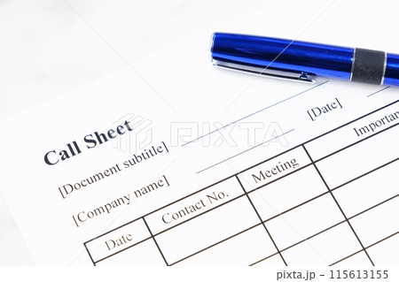 予約受付管理表(Call-Sheet)を記入して予約管理業務を行う 予約受付管理表(Call-Sheet)を記入して予約管理業務を行う 115613155