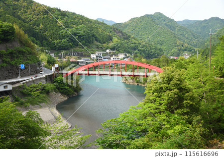 柳本橋(十津川温泉)　【奈良県十津川村】 115616696