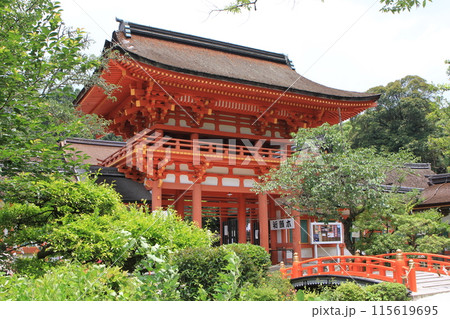 上賀茂神社の「楼門(重要文化財)」 上賀茂神社の「楼門(重要文化財)」 115619695