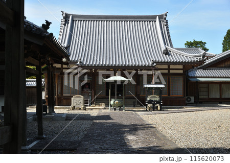 林昌寺(本堂)    【大阪府泉南市信達岡中】 115620073