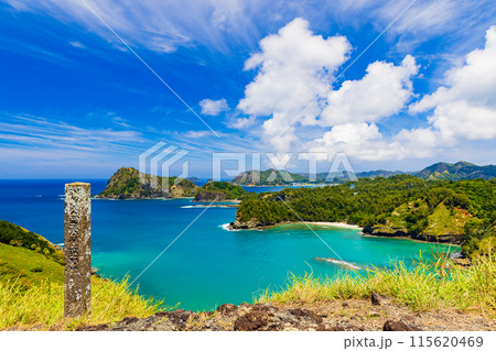 小笠原諸島・父島 中山峠展望台から望む絶景 小笠原諸島・父島 中山峠展望台から望む絶景 115620469