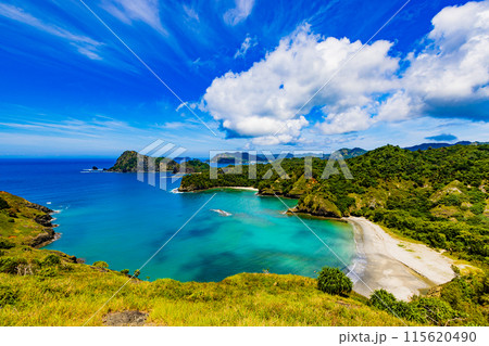 小笠原諸島・父島 中山峠展望台から望む絶景 小笠原諸島・父島 中山峠展望台から望む絶景 115620490