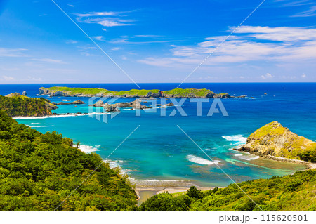 小笠原諸島・父島 中山峠展望台から望む絶景 小笠原諸島・父島 中山峠展望台から望む絶景 115620501