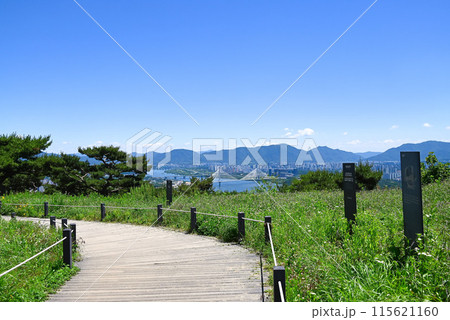 漢江を見下ろす峨嵯山（アチャサン）登山道【ソウル/九里市】 115621160