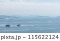 瀬戸内海の青い海と青い空 115622124