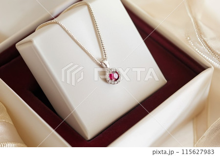 Elegant ruby pendant necklace in gift box 115627983