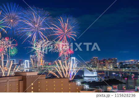 東京の空を華麗に彩るお台場花火 115628236