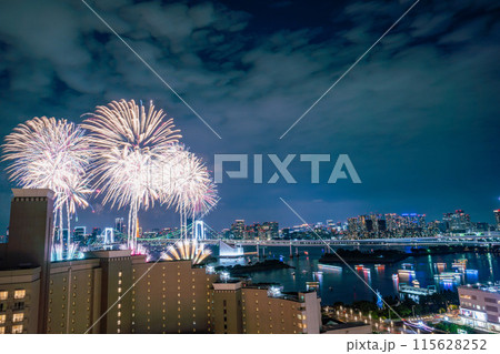 東京の空を華麗に彩るお台場花火 115628252