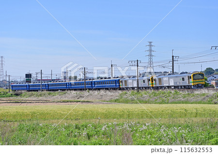 上越線　八木原ー渋川　JR東日本　GV-E197系　TS06編成＋12系（高崎）　試運転 115632553
