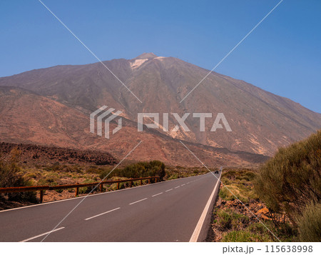 spot in Tenerife with many red rocks and beautiful mountain landscape background spot in Tenerife with many red rocks and beautiful mountain landscape background 115638998