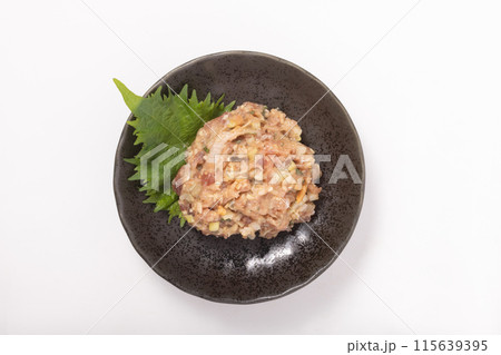 鰹のなめろう(仙台味噌) 鰹のなめろう(仙台味噌) 115639395