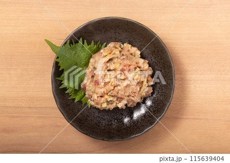 鰹のなめろう(仙台味噌) 鰹のなめろう(仙台味噌) 115639404