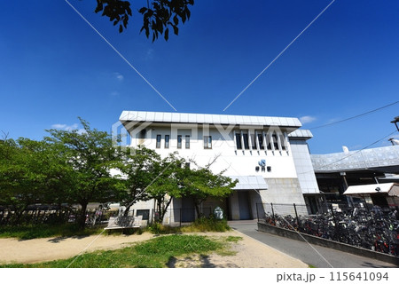 JR伊丹駅　東出入口 115641094