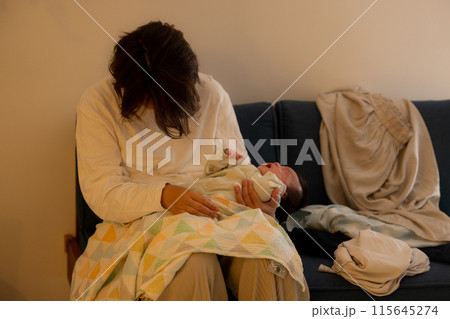 育児ストレスイメージ 育児ストレスイメージ 115645274