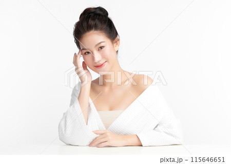 Beautiful young asian woman with clean fresh skin on white background, Face care, Facial treatment, Cosmetology, beauty and spa, Asian women portrait. Beautiful young asian woman with clean fresh skin on white background, Face care, Facial treatment, Cosmetology, beauty and spa, Asian women portrait. 115646651