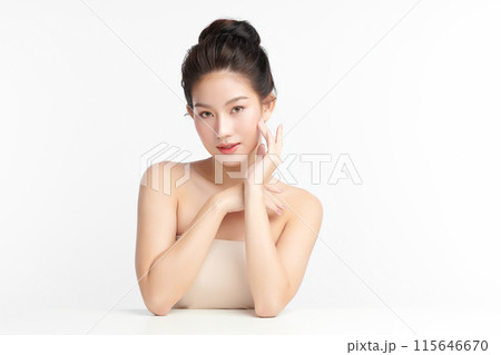 Beautiful young asian woman with clean fresh skin on white background, Face care, Facial treatment, Cosmetology, beauty and spa, Asian women portrait. Beautiful young asian woman with clean fresh skin on white background, Face care, Facial treatment, Cosmetology, beauty and spa, Asian women portrait. 115646670