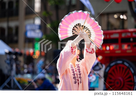 仙台青葉まつり すずめ踊りと山鉾 仙台青葉まつり すずめ踊りと山鉾 115648161