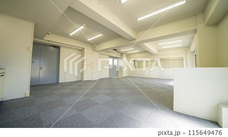 貸オフィス、貸倉庫の一室 115649476