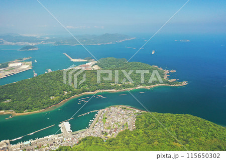 日向市の細島上空の空撮 日向市の細島上空の空撮 115650302