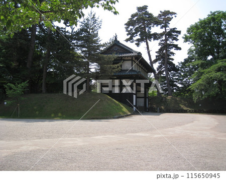 弘前城の廓内 弘前城の廓内 115650945