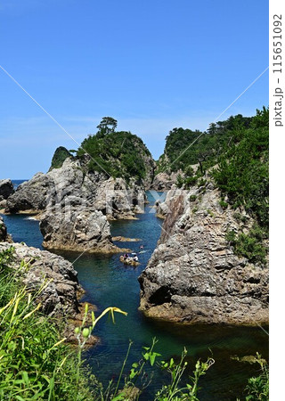 夏の浦富海岸 115651092