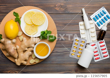 Natural cold and flu home remedies. Natural ingredients for immunity stimulation and viruses protection. top view flat lay 115657905