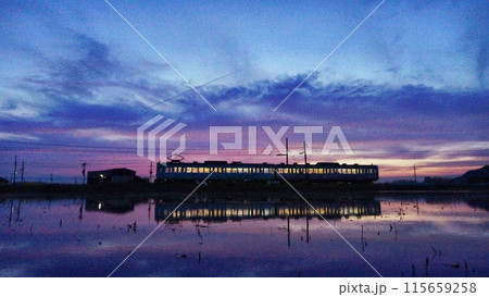 マジックアワー 115659258