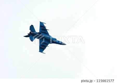 F-2　戦闘機の低空飛行 115661577