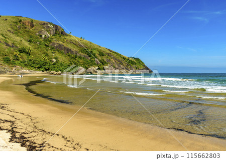 Coastline of Ilhabela island 115662803