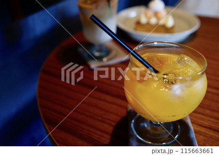 みかんジュース 115663661