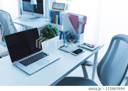 デザイン事務所 115663694