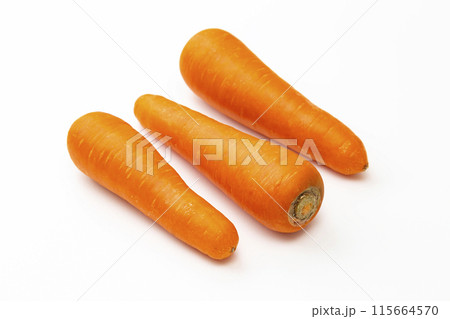 白背景にニンジン 115664570