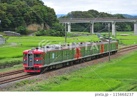 しなの鉄道 平原ー御代田 しなの鉄道 115系 S2編成 しなの鉄道 平原ー御代田 しなの鉄道 115系 S2編成 115668237