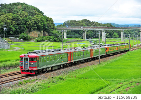 しなの鉄道 平原ー御代田 しなの鉄道 169系 S53+S52編成 しなの鉄道 平原ー御代田 しなの鉄道 169系 S53+S52編成 115668239