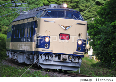 磐越西線　磐梯熱海ー中山宿　JR東日本　583系　N-1＋N-2編成（仙台）　あいづ 115668993