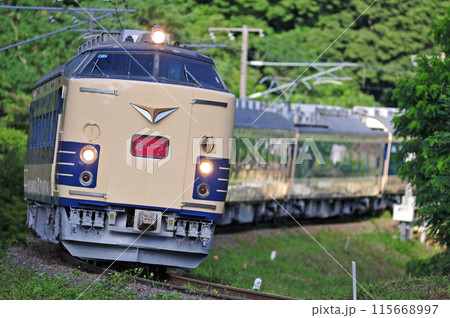 磐越西線 磐梯熱海ー中山宿 JR東日本 583系 N-1+N-2編成(仙台) あいづ 磐越西線 磐梯熱海ー中山宿 JR東日本 583系 N-1+N-2編成(仙台) あいづ 115668997