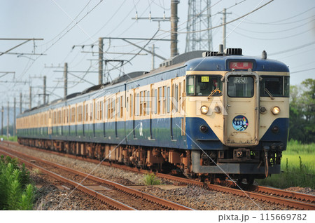 内房線 巌根ー袖ケ浦 JR東日本 113系 116+217編成(幕張) 内房線 巌根ー袖ケ浦 JR東日本 113系 116+217編成(幕張) 115669782
