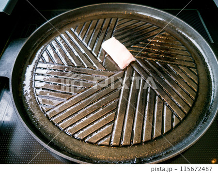 ジンギスカン鍋 羊脂 ジンギスカン鍋 羊脂 115672487