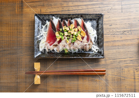 カツオのたたき 115672511