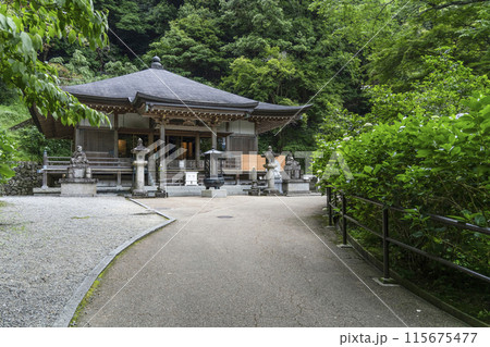 6月の長谷寺(奈良県) 御影道 6月の長谷寺(奈良県) 御影道 115675477