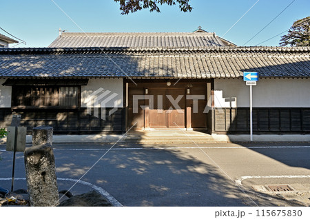 中山道熊谷宿散歩:明石家長屋門 熊谷市宮町 中山道熊谷宿散歩:明石家長屋門 熊谷市宮町 115675830