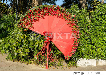 Garden decoration 115678038
