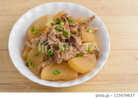 豚肉とダイコンの煮物 豚肉とダイコンの煮物 115679637