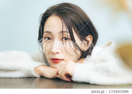 ミドル女性のビューティーポートレート スキンケア コスメ ミドル女性のビューティーポートレート スキンケア コスメ 115681066